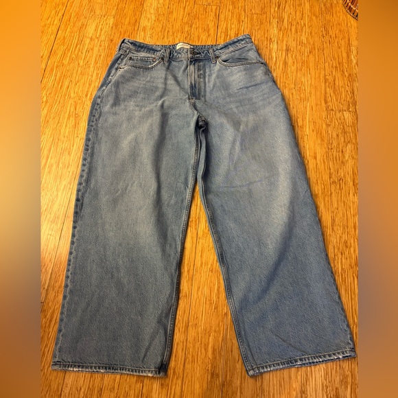 Abercrombie & Fitch jeans. Curve Love Size 14 - Picture 3 of 4